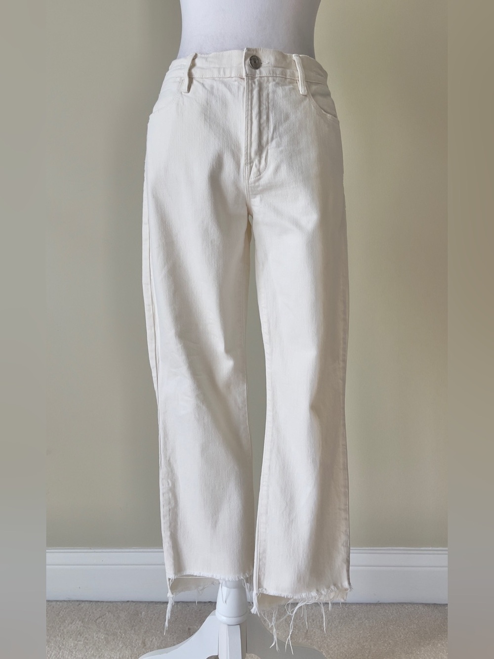 Frame Denim Cream High-Rise Cropped Straight Leg Denim Jeans with frayed Raw Hem